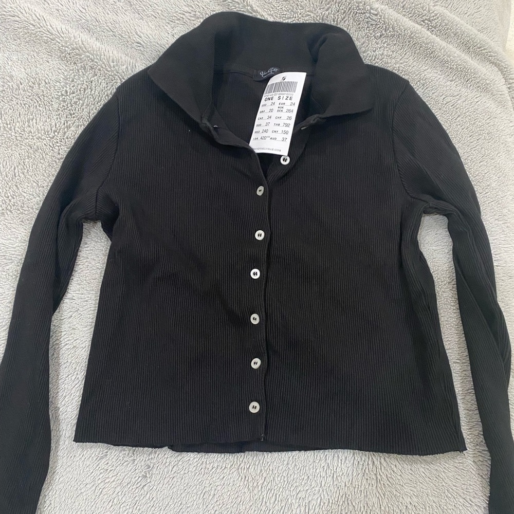 Brandy Melville black longsleeve